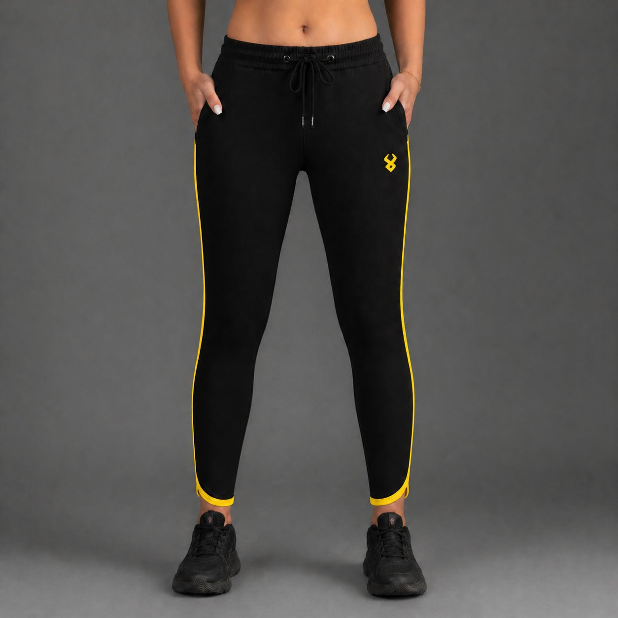 FIREOX Women Activewear Trouser, Black Yellow