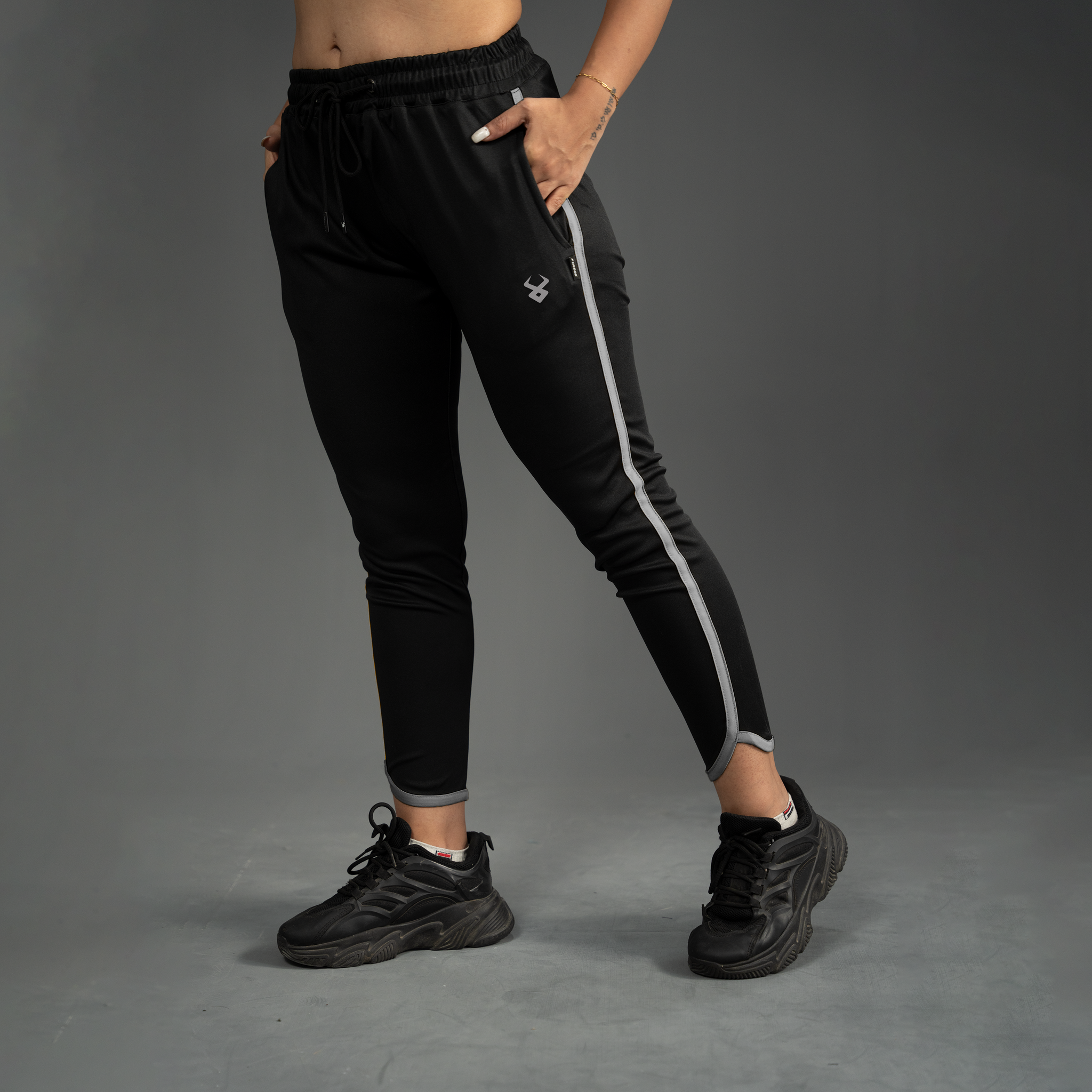 FIREOX Women Activewear Trouser, Black Grey