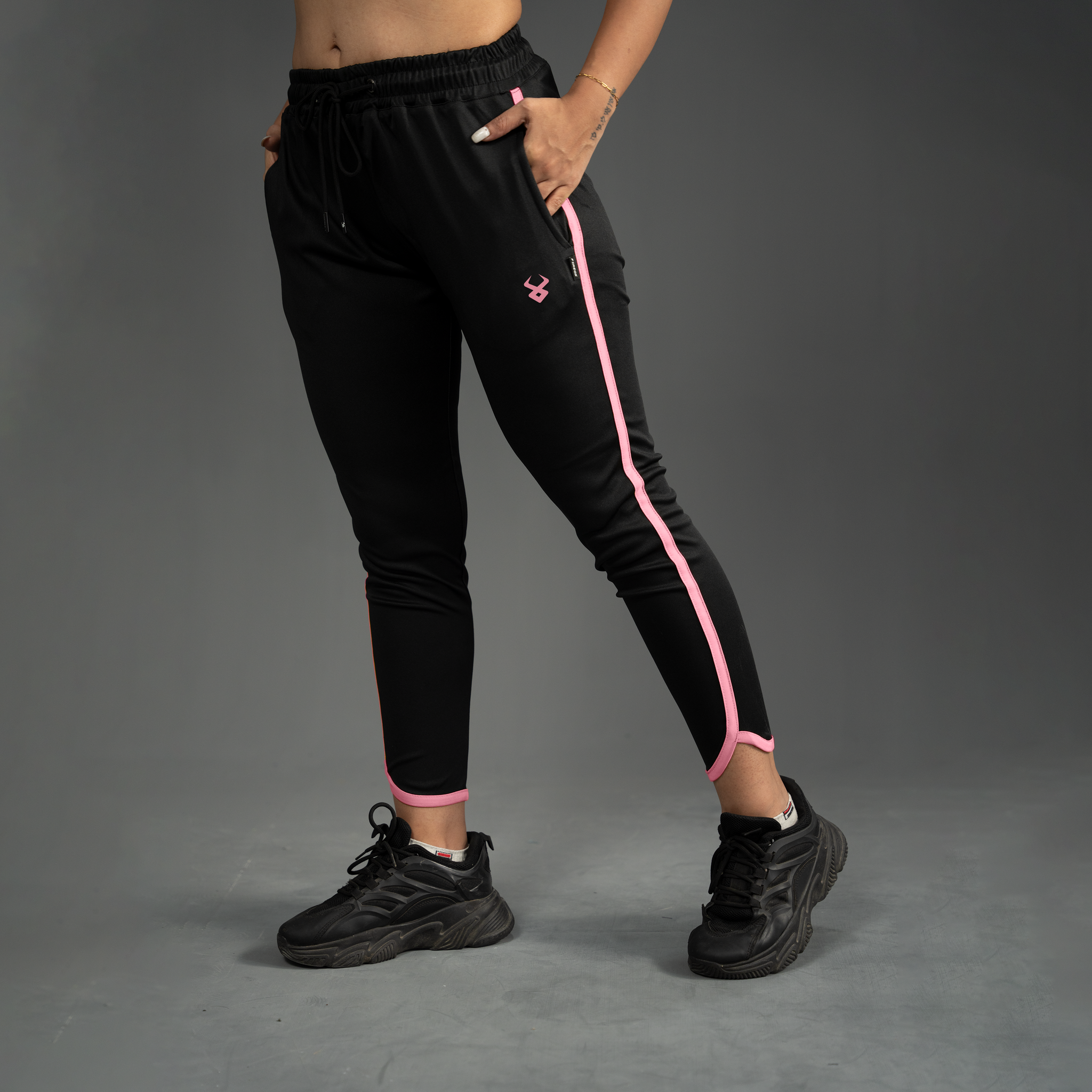 FIREOX Women Activewear Trouser, Black Pink