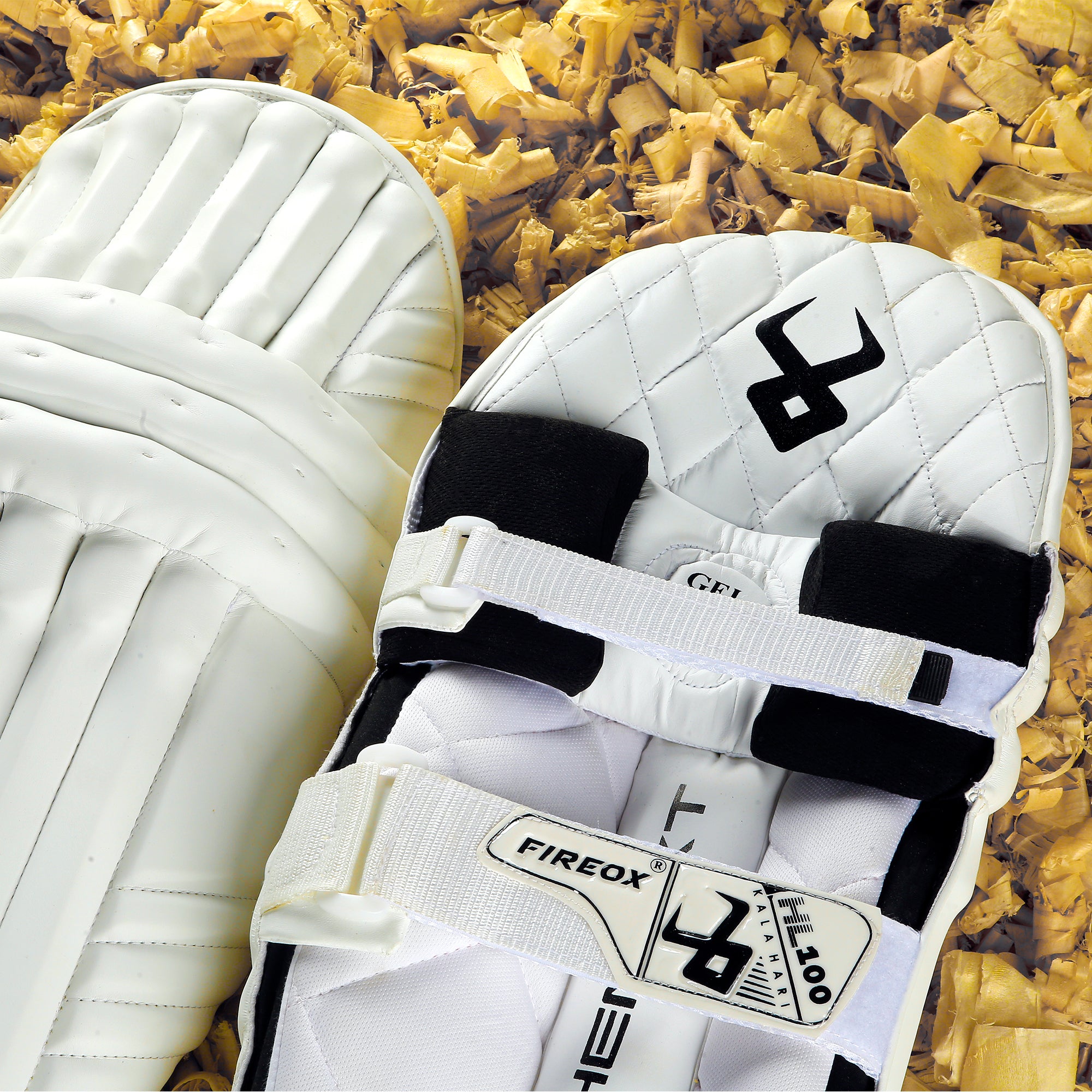 Kalahari HL100 Cricket Batting Pads, Mens, 2022